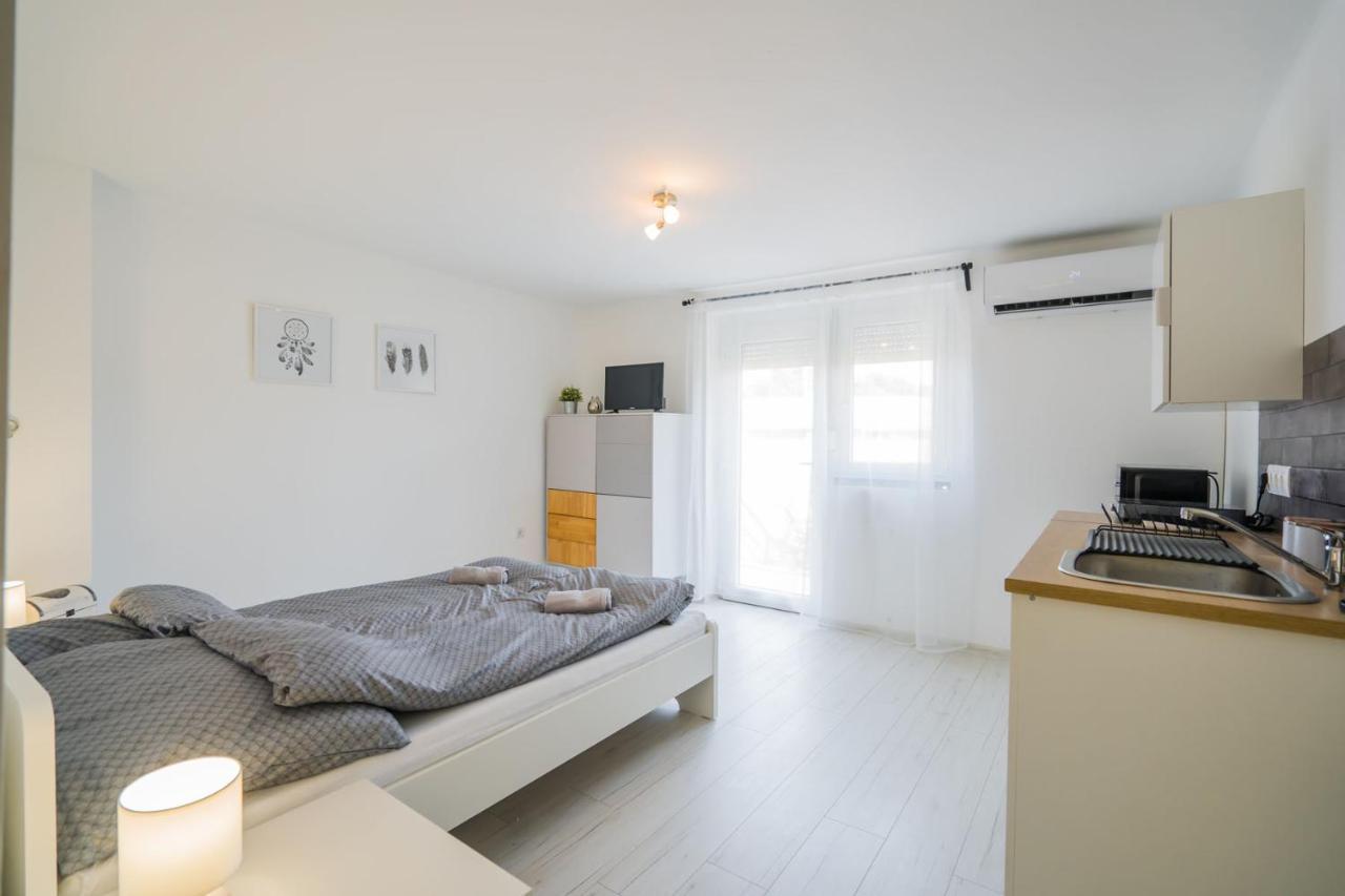 Zigzag Apartman Siófok Eksteriør bilde
